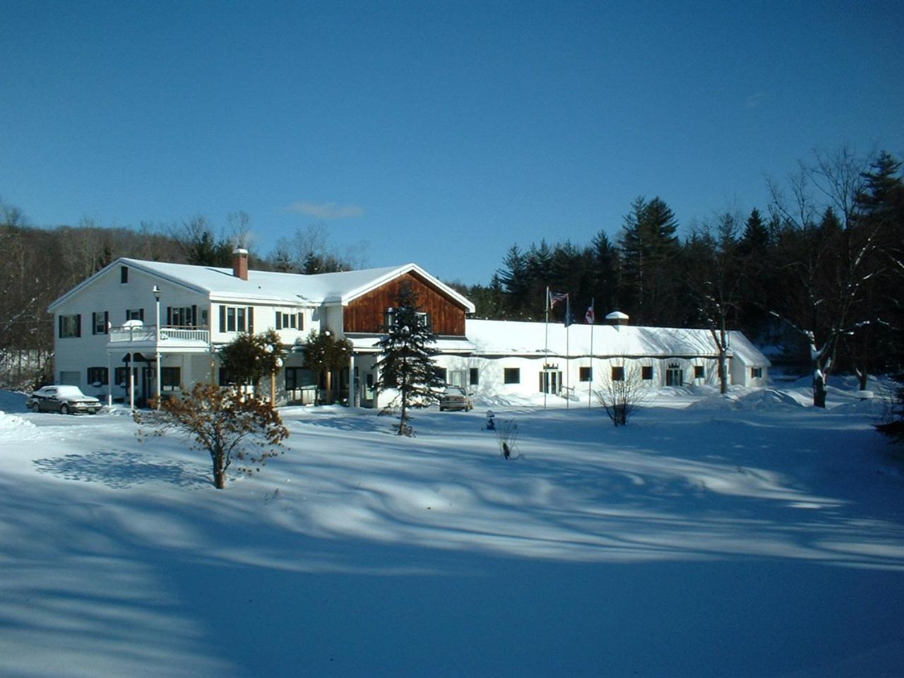 Inn By The River Hardwick Exterior photo
